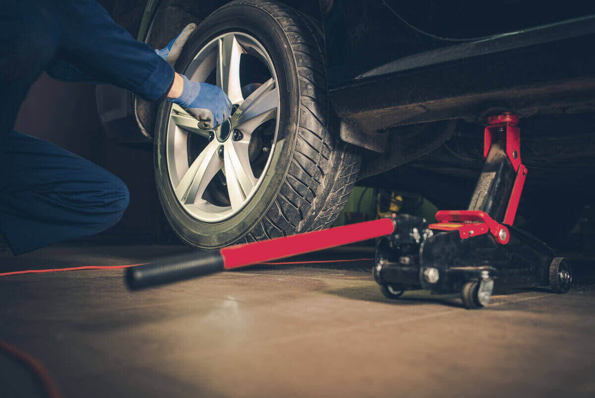 Hartford Tire Services - Flanders Brake & Alignment